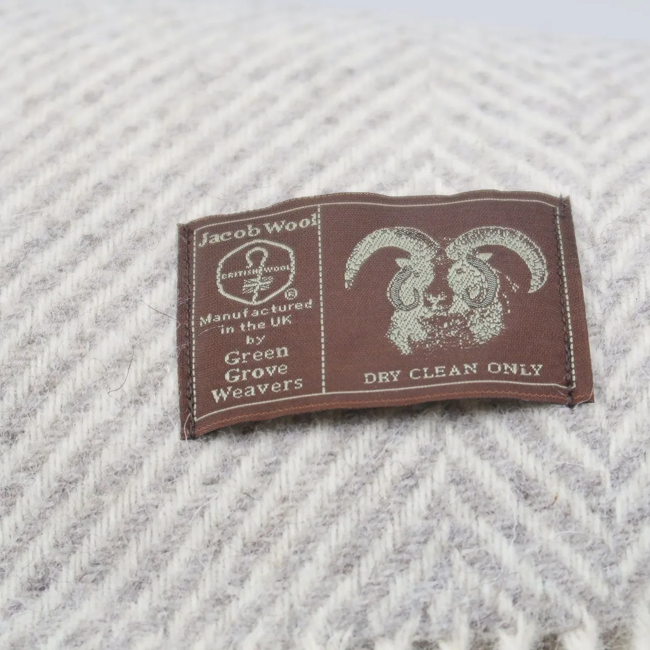 JACOBS WOOL THROW | KNEE RUG | NATURAL GREY
